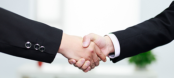 我們擁有器件代理和技術(shù)開(kāi)發(fā)的雙重優(yōu)勢(shì)，既可以為客戶(hù)解決器件的成本問(wèn)題，又能為客戶(hù)提供成熟的BMS技術(shù)方案。為客戶(hù)提供更加全面，高效的服務(wù)體驗(yàn)。